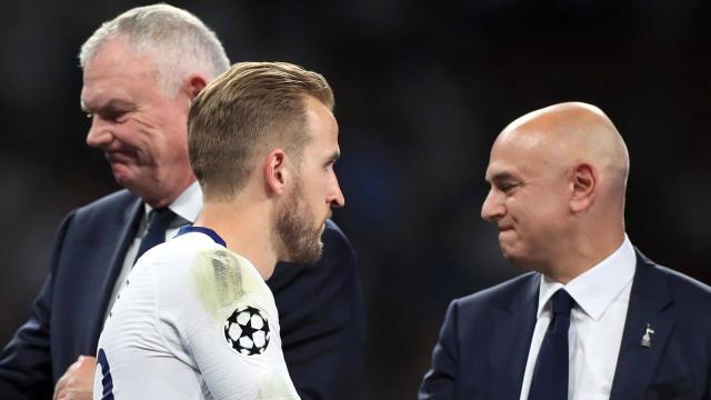 Harry-Kane-Daniel-Levy-of-Tottenham.jpg